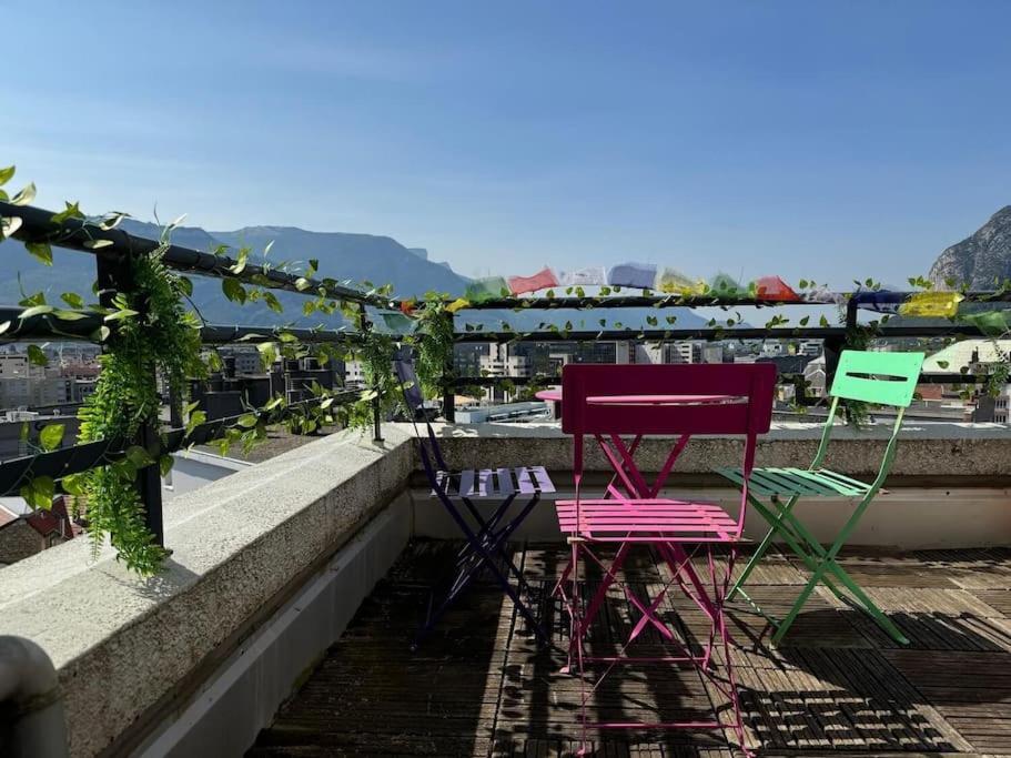Le Rooftop Calme Et Terrasse A 1 Minute De La Gare Grenoble Buitenkant foto